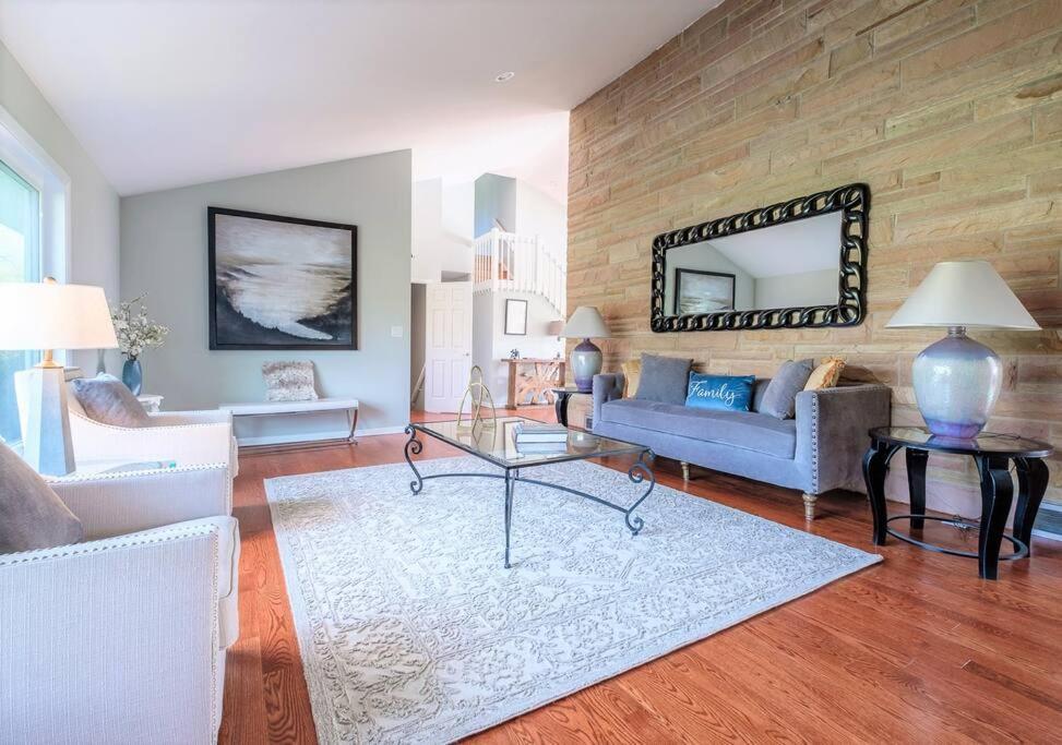 Villa 2-Acre Highland Park Retreat With Heated Pool ~ 5* Extérieur photo